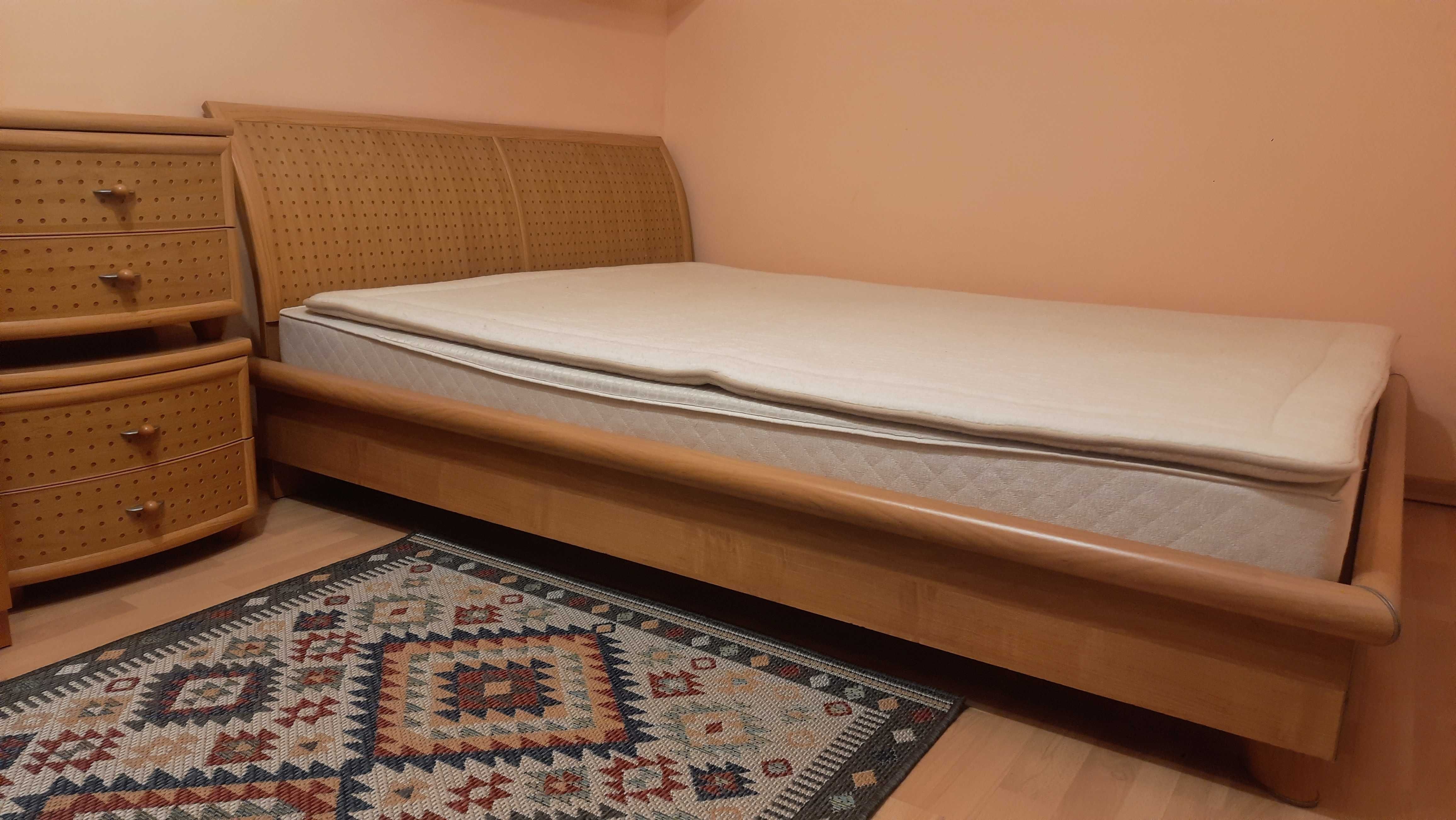 zestaw mebli do sypialni (łóżko, materac, szafa , 2 szafki nocne)