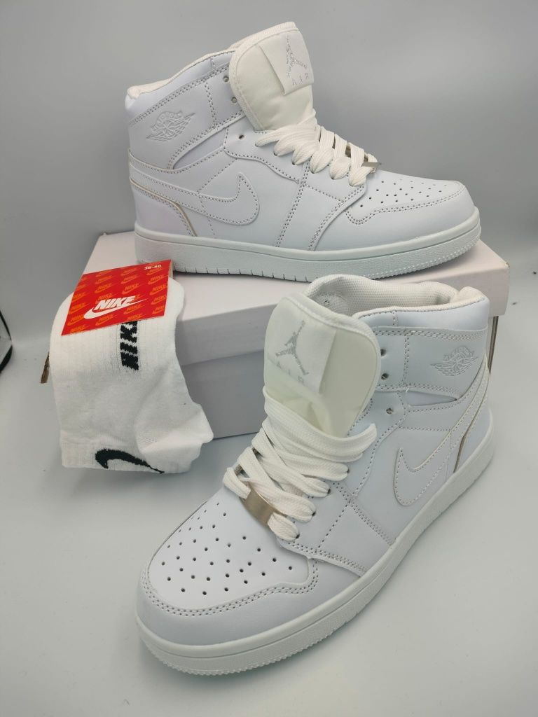 Promocja ostatnie sztuki Nike Jordan 1 Mid White r 40 +skarpetki