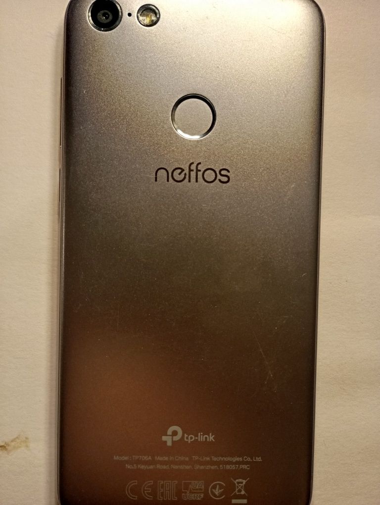 Продаю на запчастини телефон TP-Link Neffos C9a