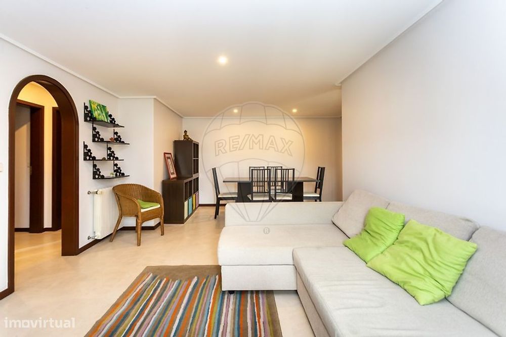 Apartamento T2 para arrendamento