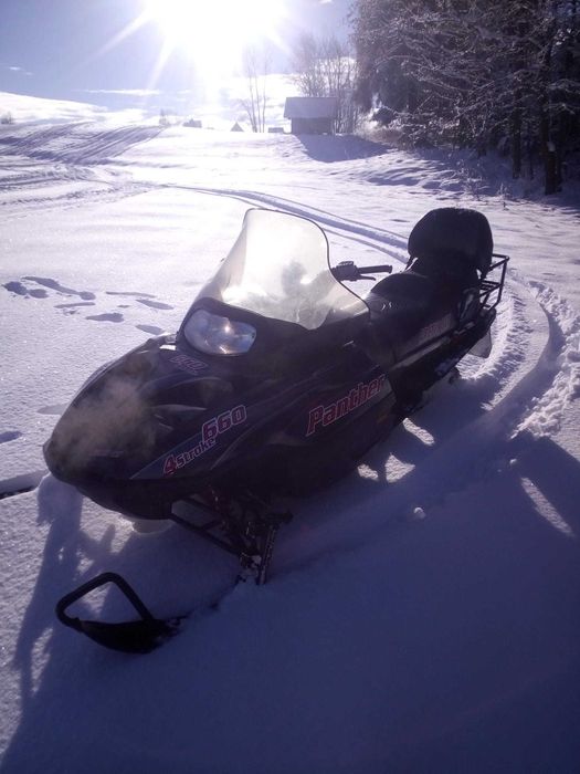 Skuter śnieżny ARCTIC CAT TOURING 660