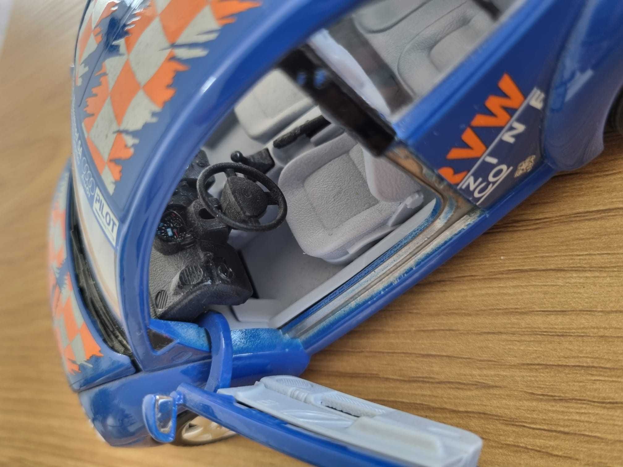 Miniatura Volkswagen New Beetle