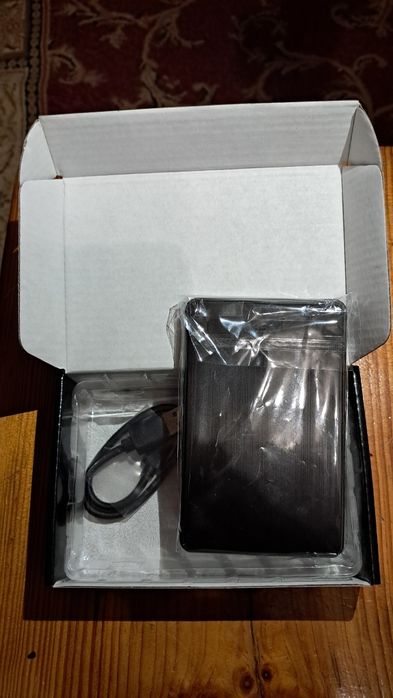 Внешний переносной жесткий диск 1000Gb USB 3.0 Tape-C новый обмен.