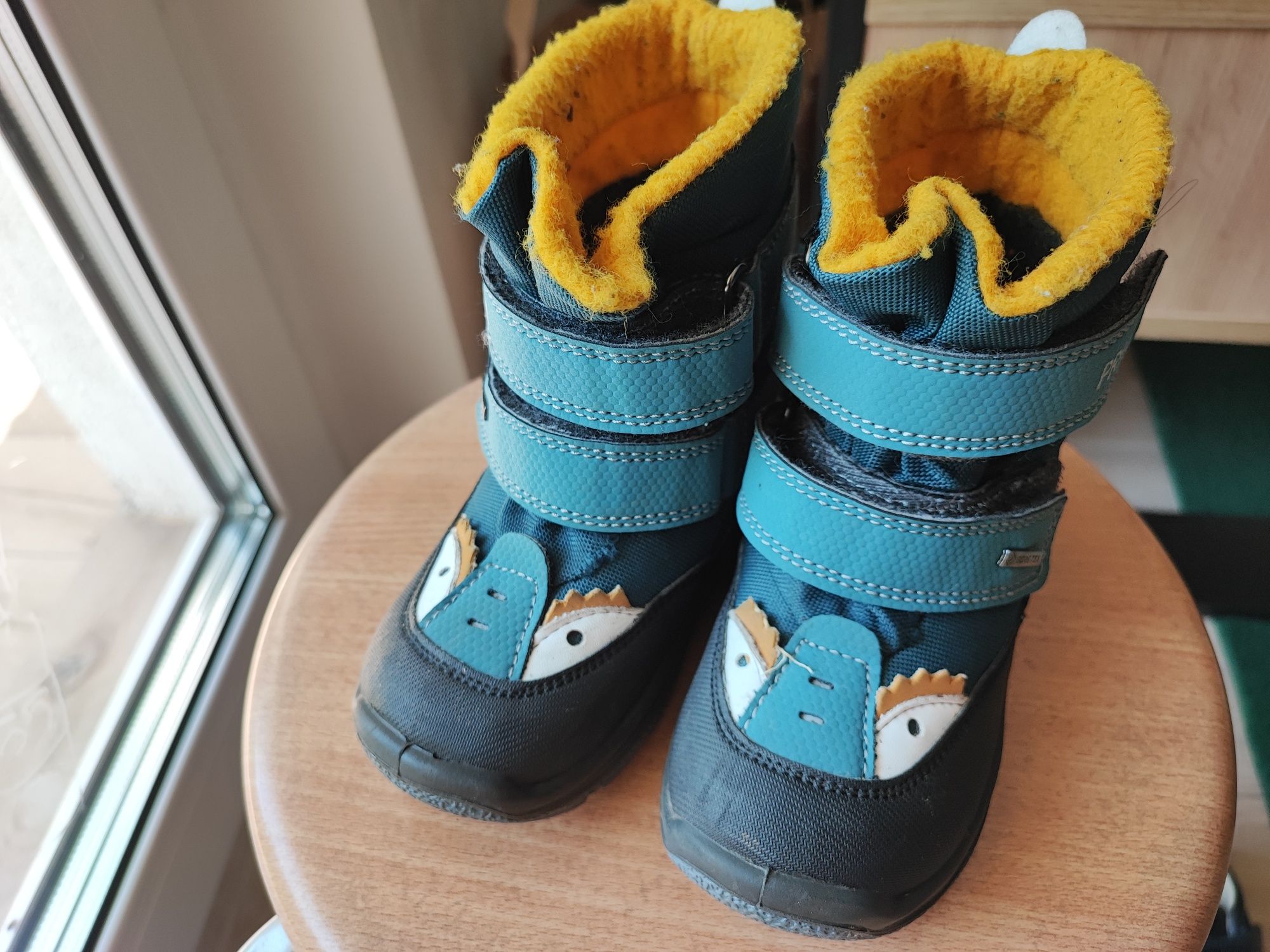 Buty zimowe firmy Primigi rozmiar 27