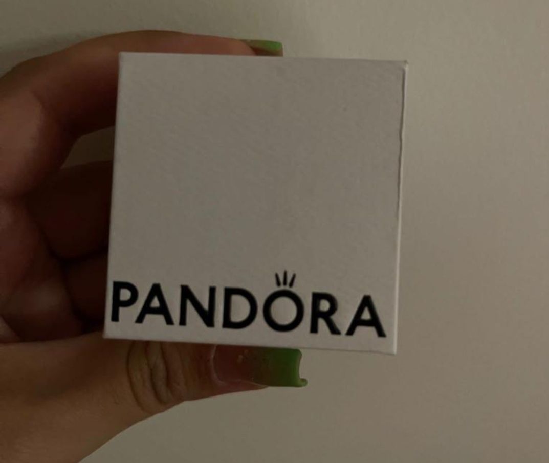 Anel Pandora novo