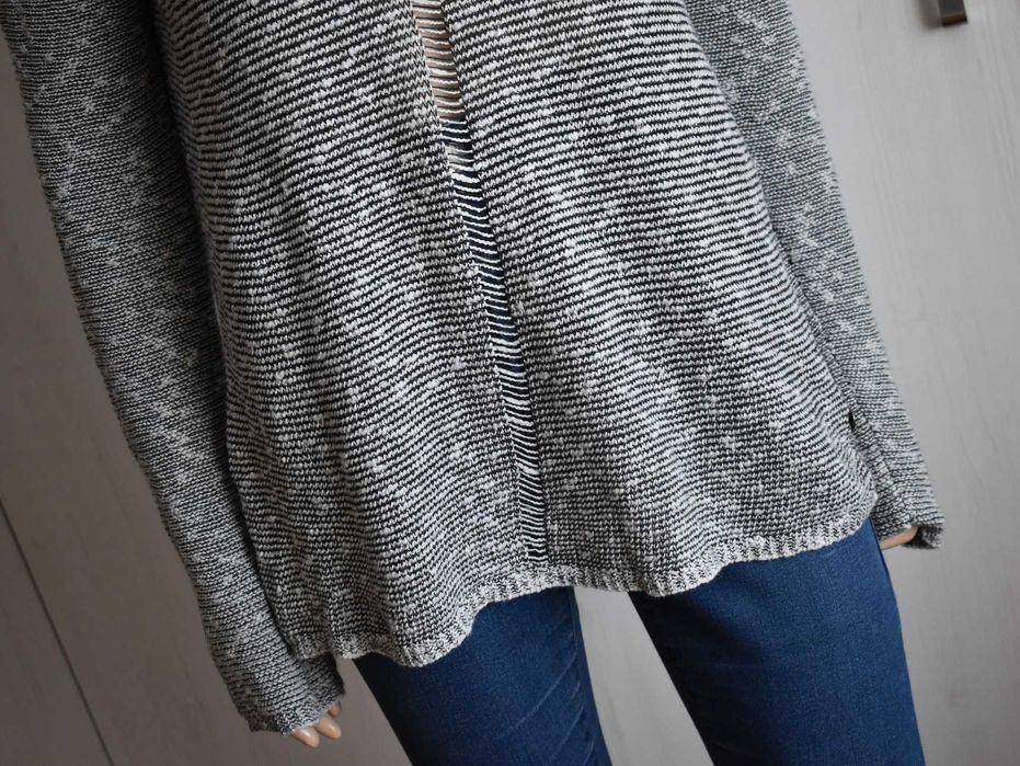 Bluzka 36 S cienki sweterek ażurowa Vans długi rękaw sweter dzianina