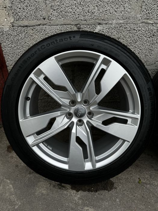 Oryginalne koła R21 5x112 Audi Q7 SQ7 Q8 4M0 Opony 285/40/21