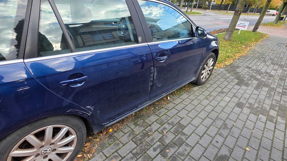 Volkswagen Golf 5 V Kombi Variant 1.6 PB+LPG bogate wyposażenie, hak