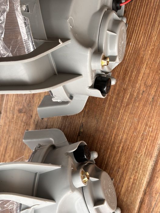 Туманки Авео Шевролє т 200/т250 нові з лампочками