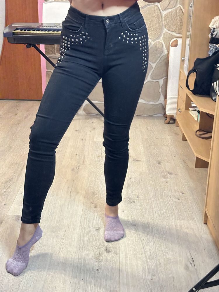 Czarne spodnie jeansowe skinny z ćwiekami next 36 S