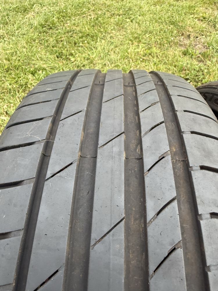 Opony letnie 225/35 R19 Kumho Ecsta PS71 2 sztuki stan bdb 6mm