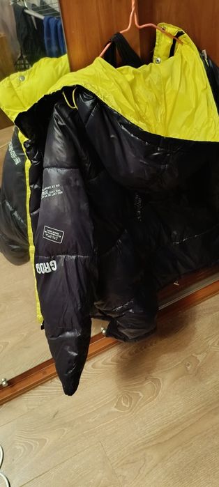 Куртки ...52 размера б/у