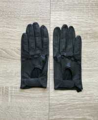 Czarne damskie rękawiczki z wycięciami r. S