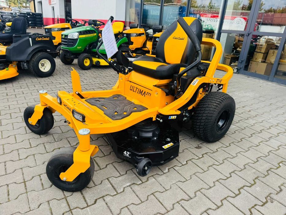 Traktorek kosiarka Cub Cadet Ultima ZT1 zero turn z USA 2022r KAWASAKI