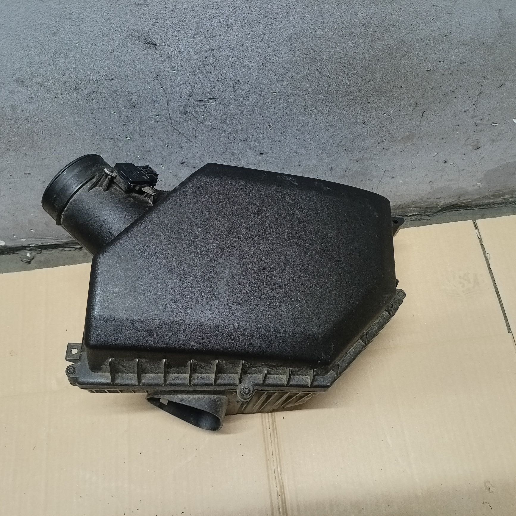 Obudowa filtra powietrza Volvo V60 S60 XC60 2.0 D3 D4 T5 T6  31319,684