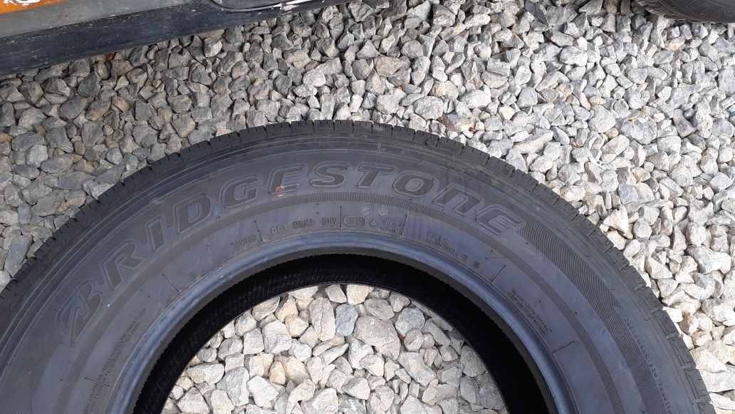 4xopona letnia BRIDGESTONE Dueler H/T w rozmiarze 255/70 R18