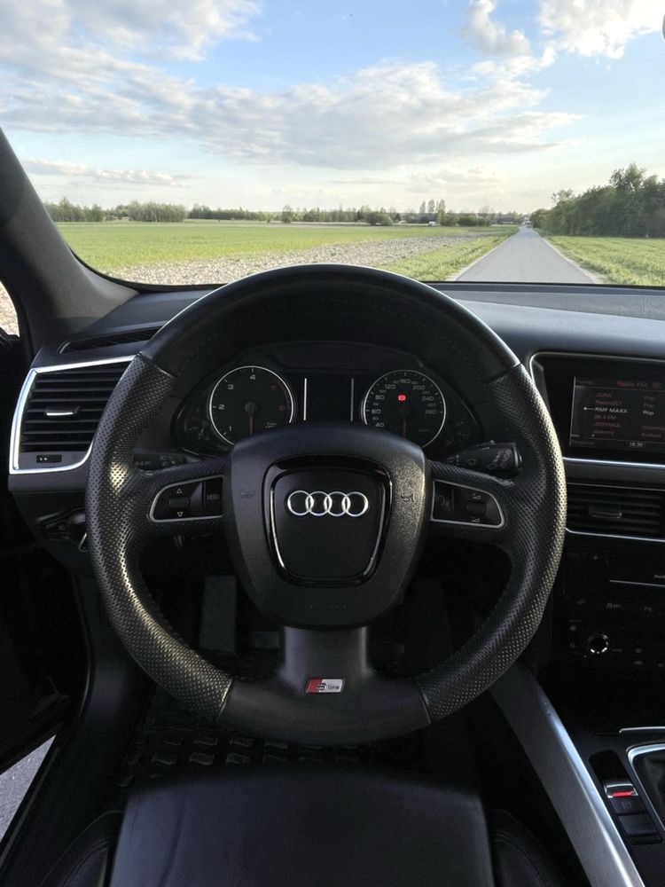 Sprzedam AUDI Q5 S-line 2.0 TDI QUATTRO
