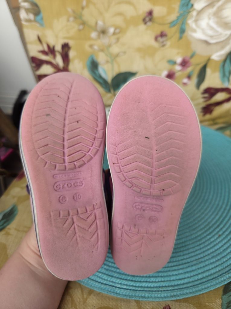Продам дитячі крокси Crocs C10