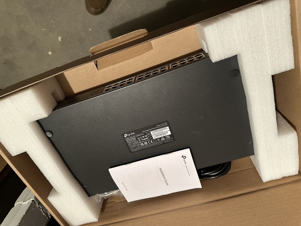 Switch TP-Link tl sg1428pe