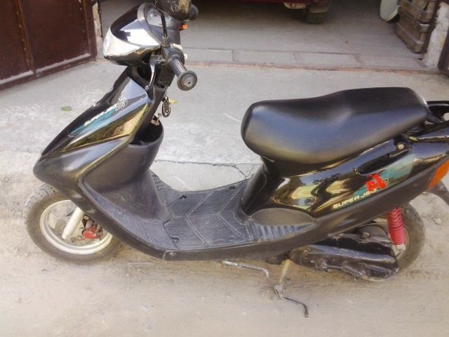 Скутер Yamaha super Jog