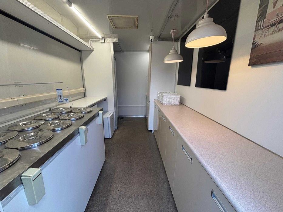 Przyczepa gastronomiczna / Lodziarnia / Wyposażona / Gotowy Biznes