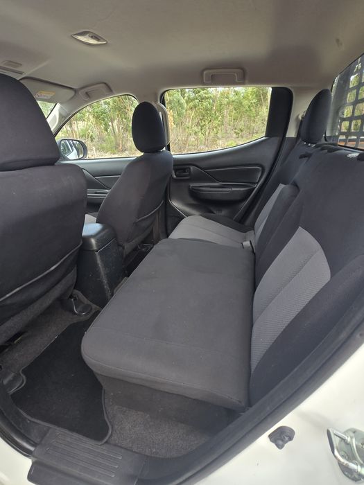 Vendo mitsubishi l200 iva dedutível
