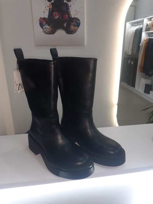 Продам чоботи Zara.