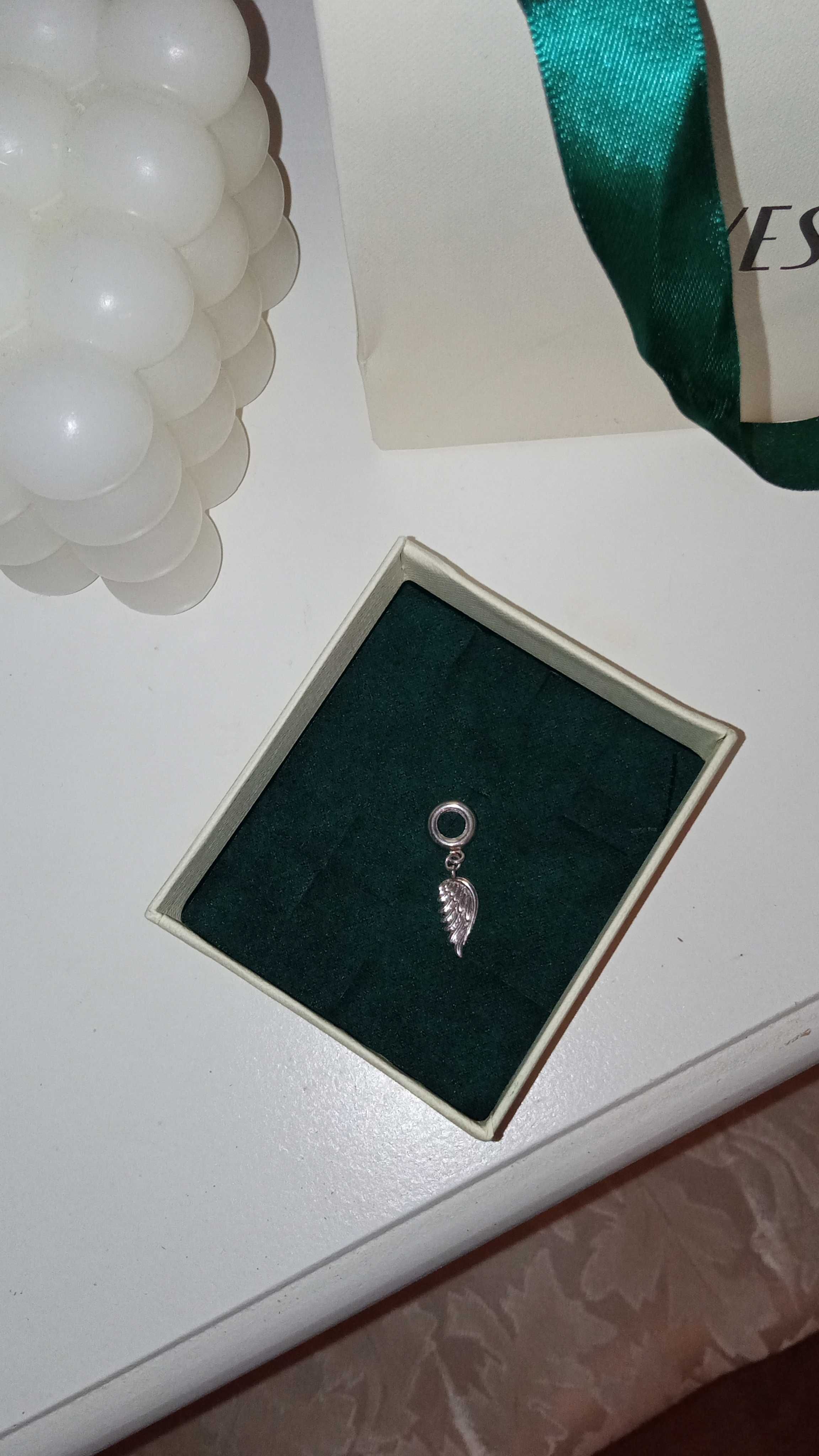 Zawieszka charms