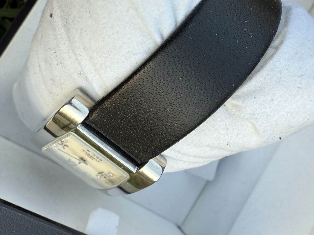Tissot z masą perłową i diamentami damski jak NOWY