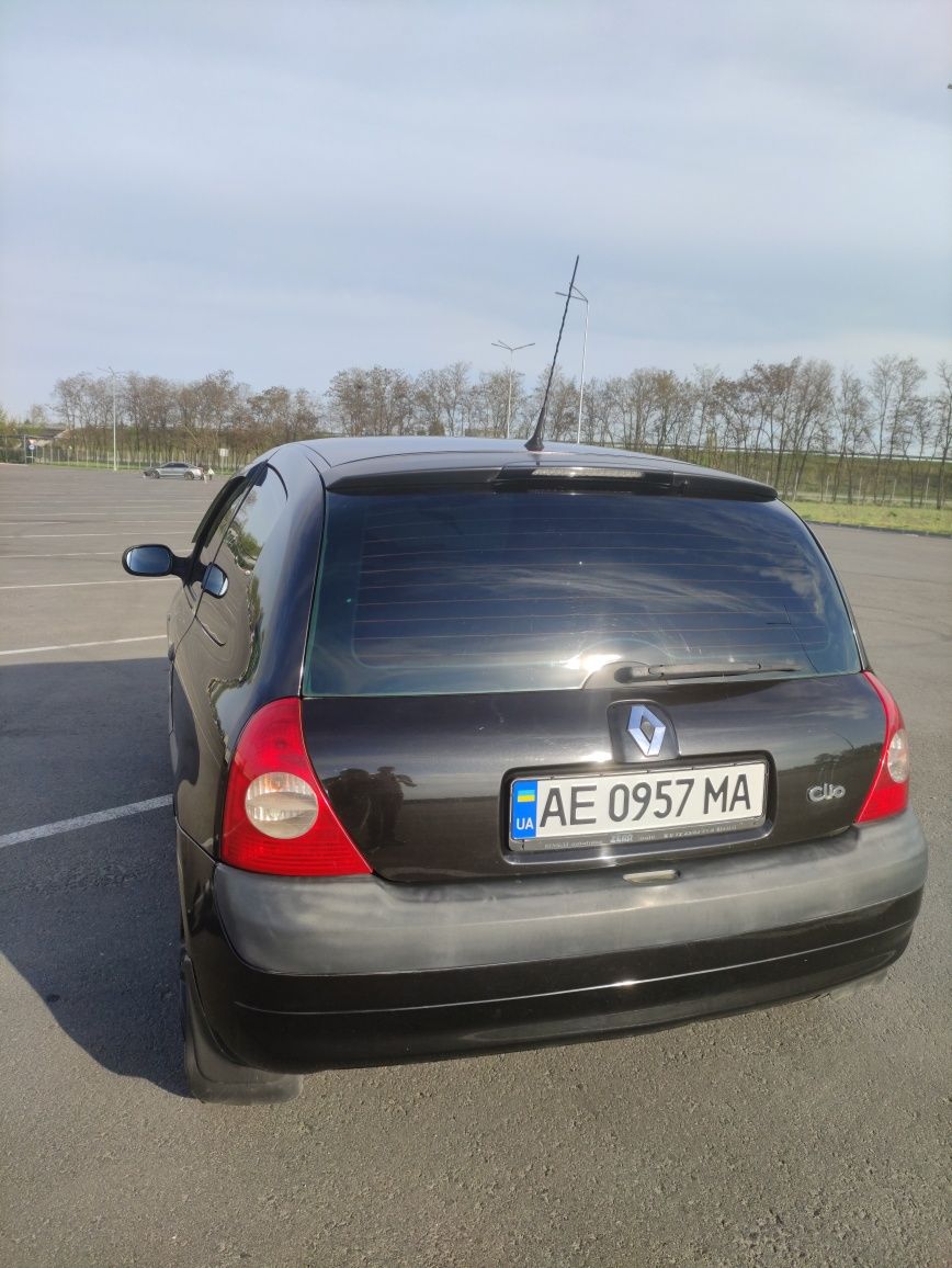 Renault Clio II хэтчбек