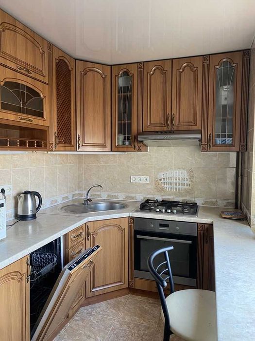 Продам 3х комнатную квартиру. Салтовка. Метро Академика Павлова.