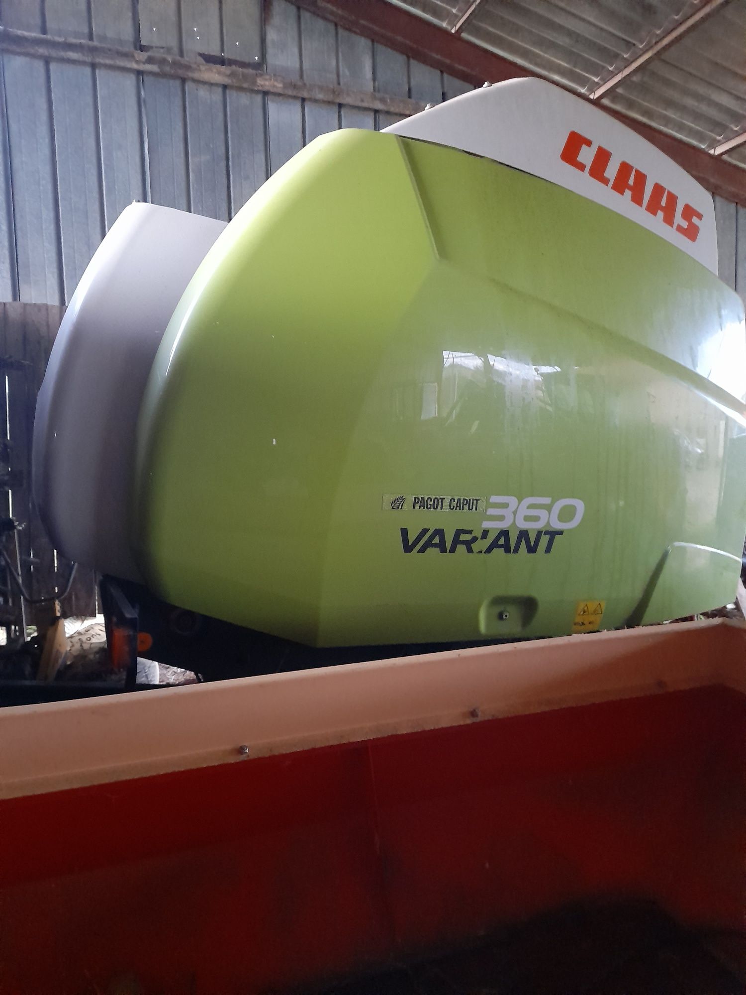 Prasa rolująca Claas wariant 360