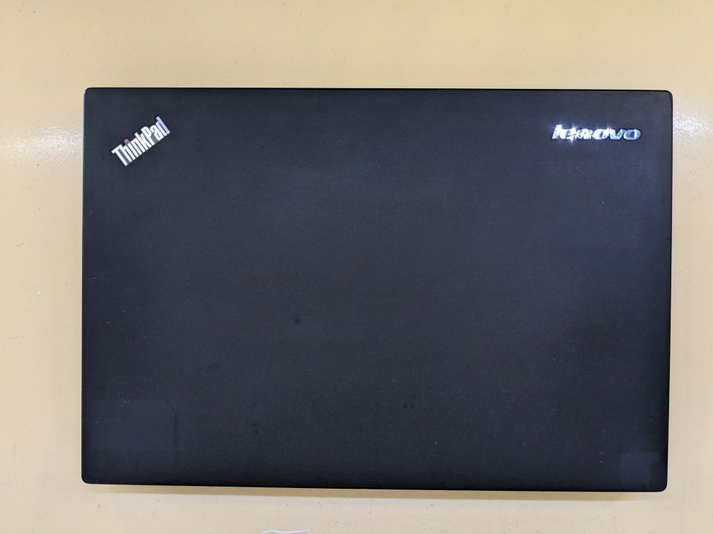 Ноутбук Lenovo X240  i5-4300u 4Gb 240SSS  W10 Pro