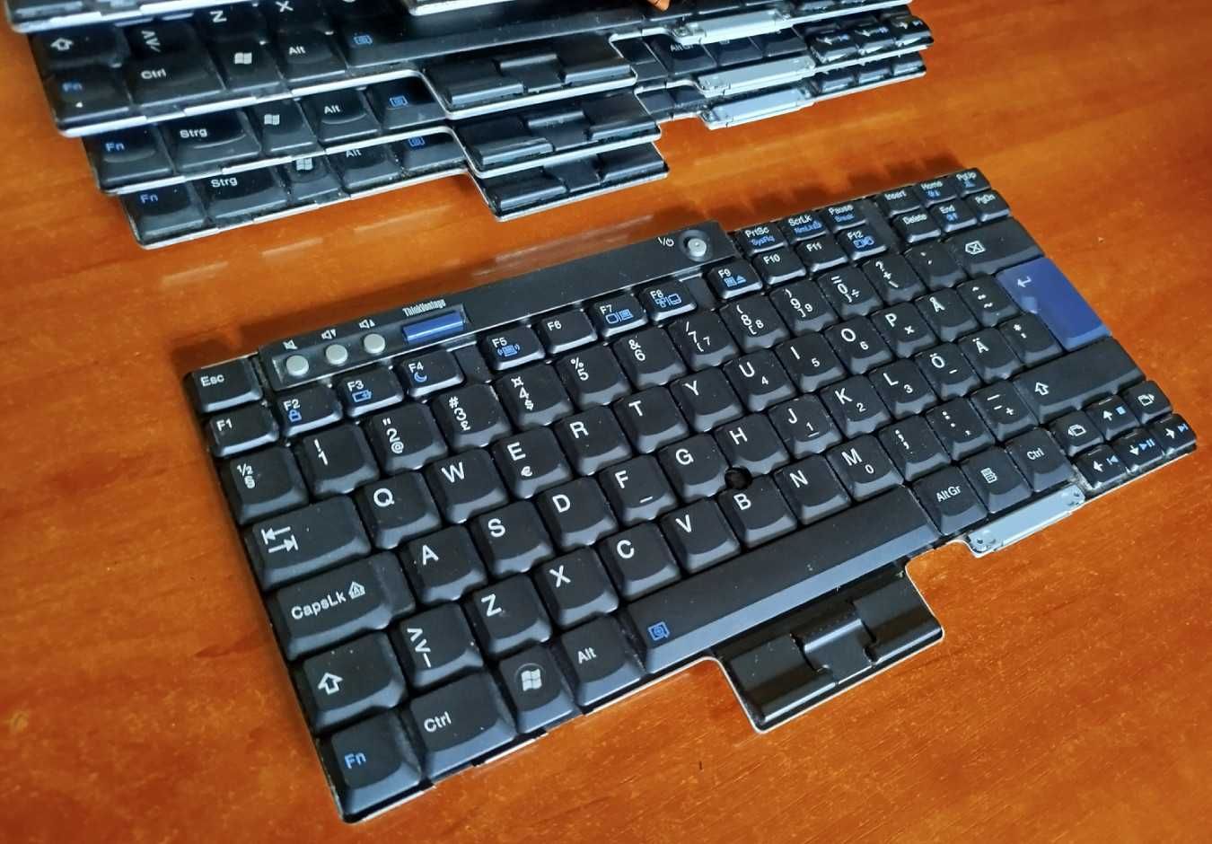 Клавіатура LENOVO ThinkPad T60/61 T400/500 X60/61 R60/61