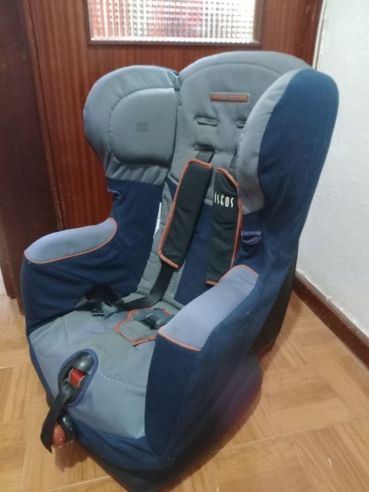 Cadeira automóvel