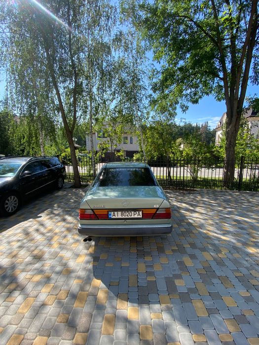 СРОЧНО!!! Продам мерседес w124