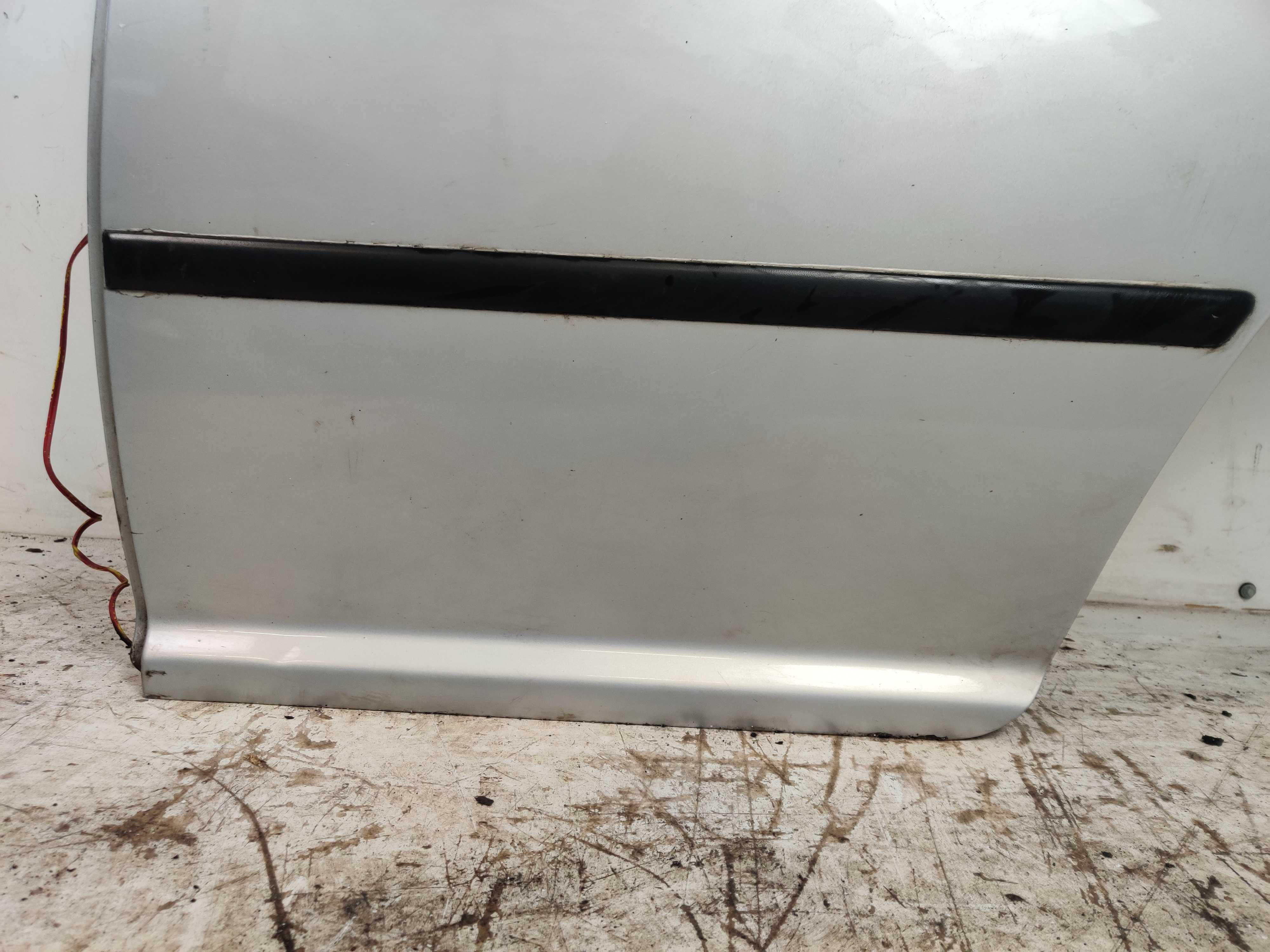 VolksWagen VW Bora Drzwi Lewe Tylnie Lewy Tył Lakier LA7W