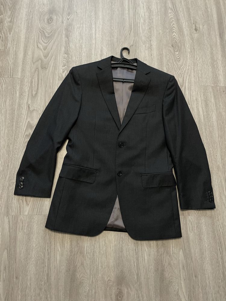 Класичний костюм Suitsupply