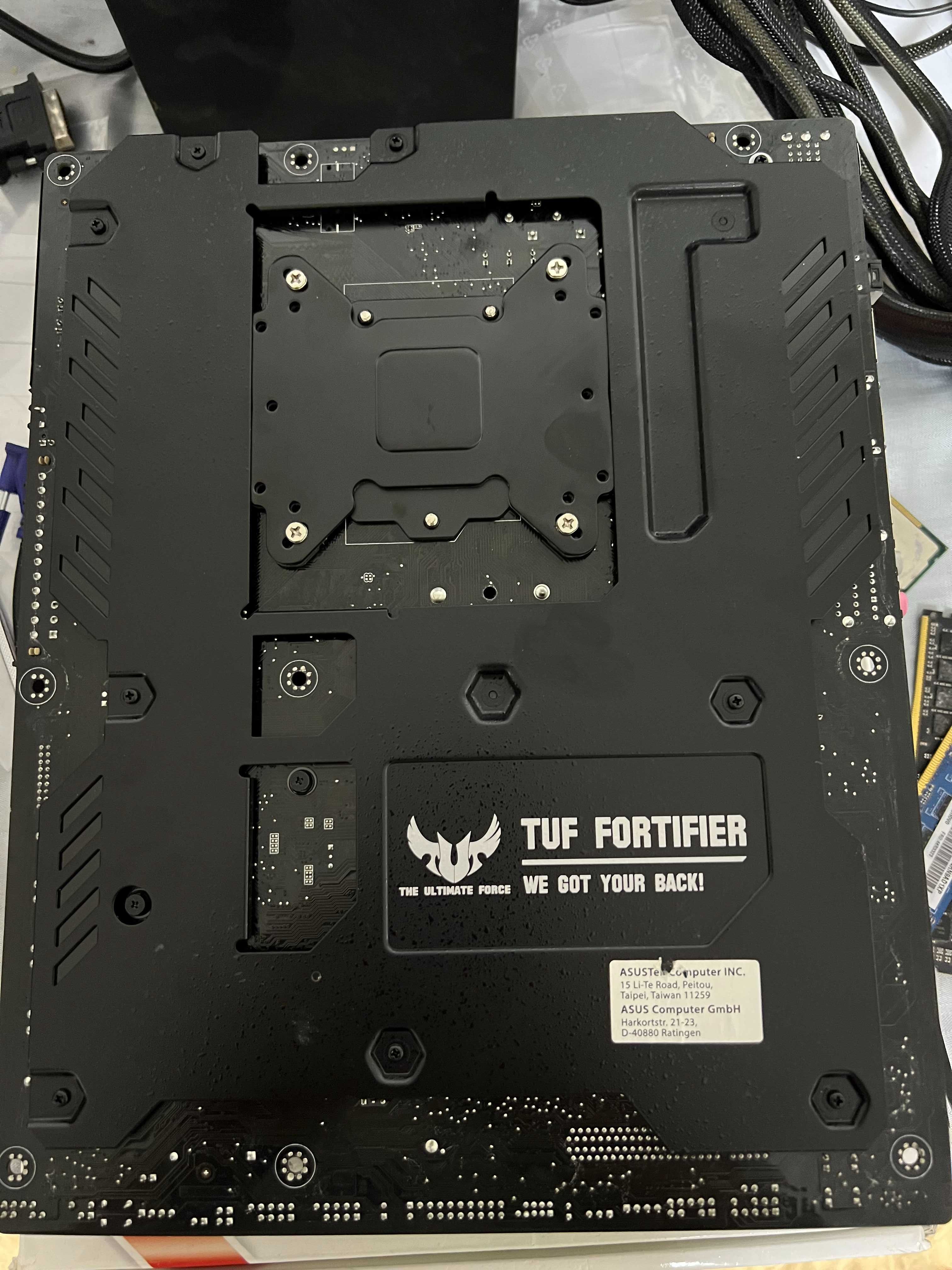 Комплект Материнка Asus Sabertooth Z87 +Intel i7-4770K+ОЗУ 16GB HyperX