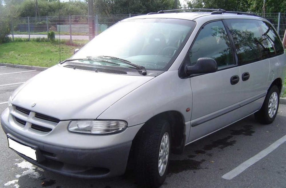 Chrysler Voyager III 2.5 TD caravan розборка запчастини розбор шрот