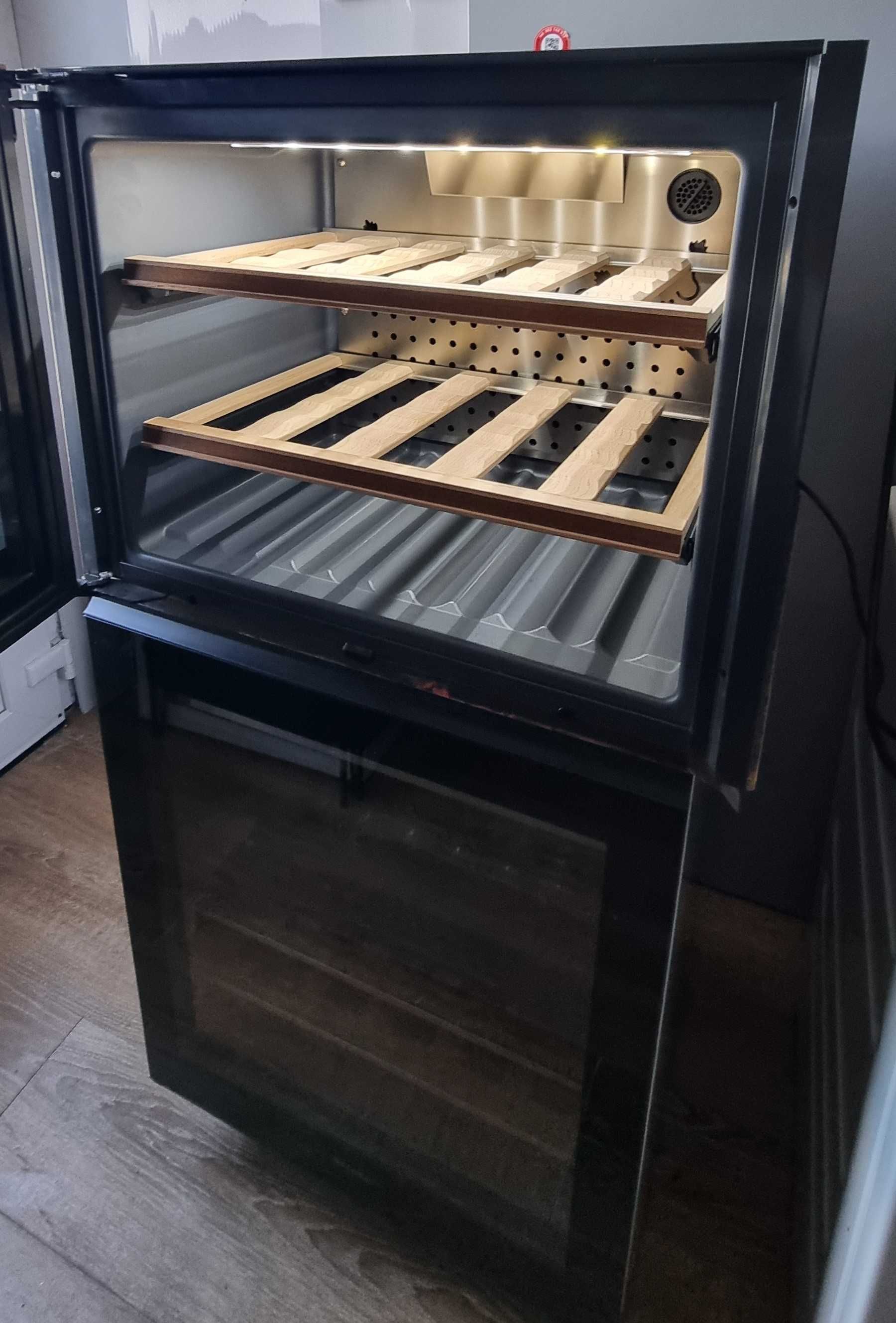 Chłodziarka do wina, winiarka do zab. SMEG, Touch Control, wys.:45cm