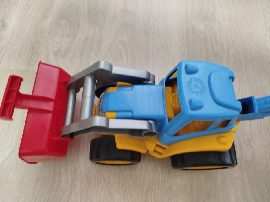 Продам машини іграшкові дитячі