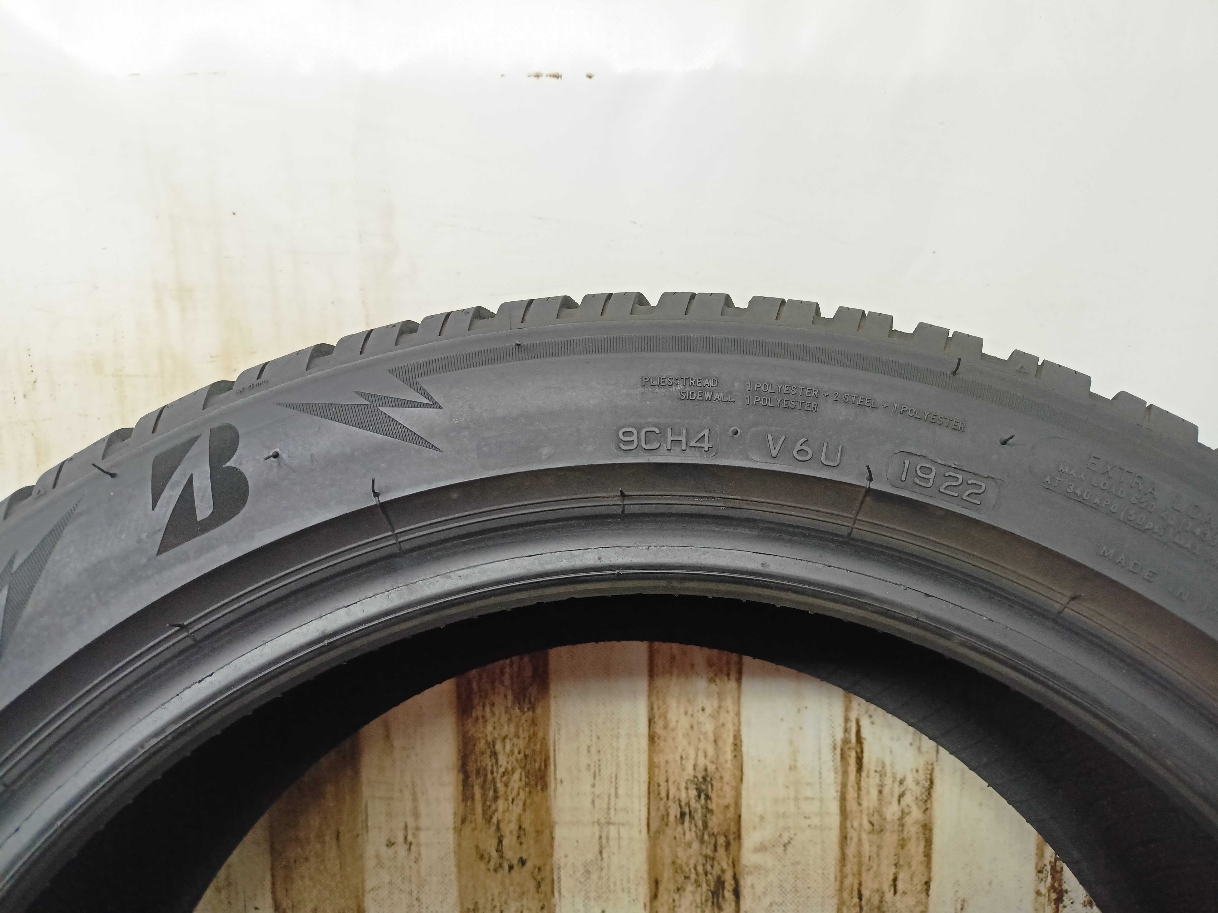 Bridgestone Blizzak LM005 205/50/17 22r. 93V 8,6mm (4475)