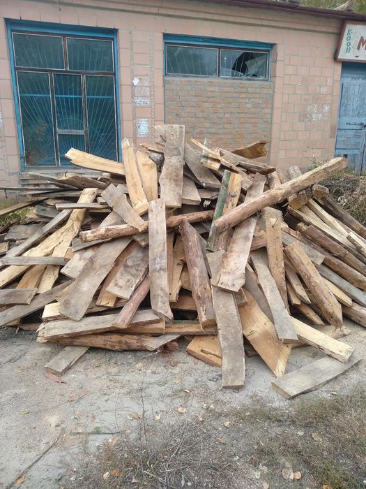 Продам дрова  дуб акація