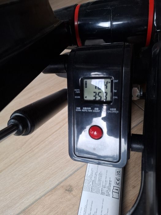 Sprzedam nowy stepper z linkami i wyświetlaczem