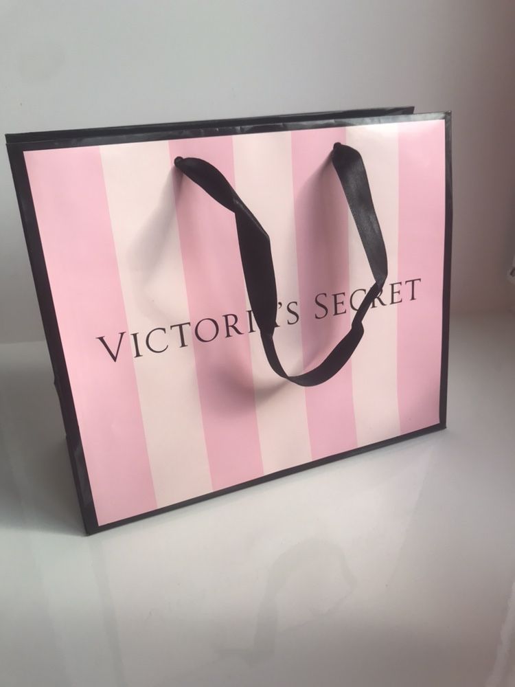 Подарункові коробкиVictoria’s Secret Вікторія Сікрет)