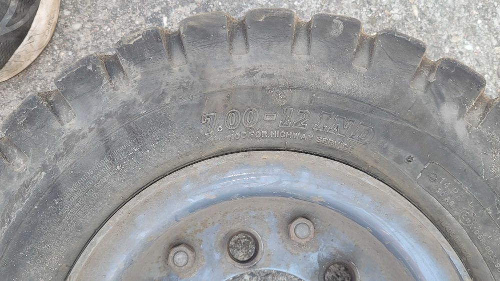 Opona koło 7-12 wózek widłowy