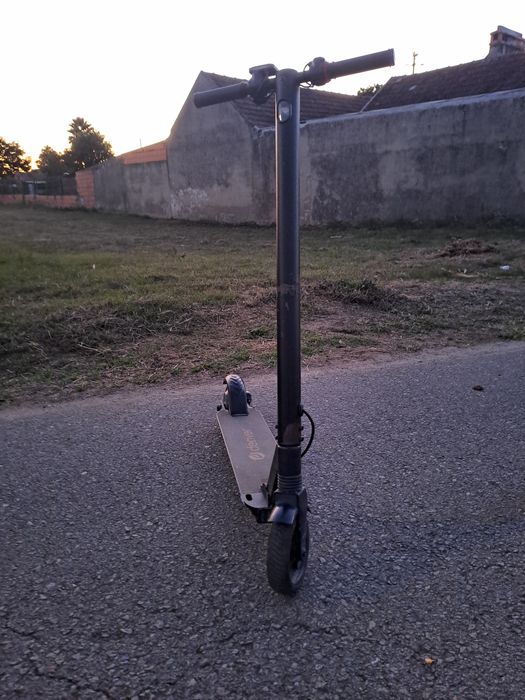 Trotinete eletrica em bom estado!