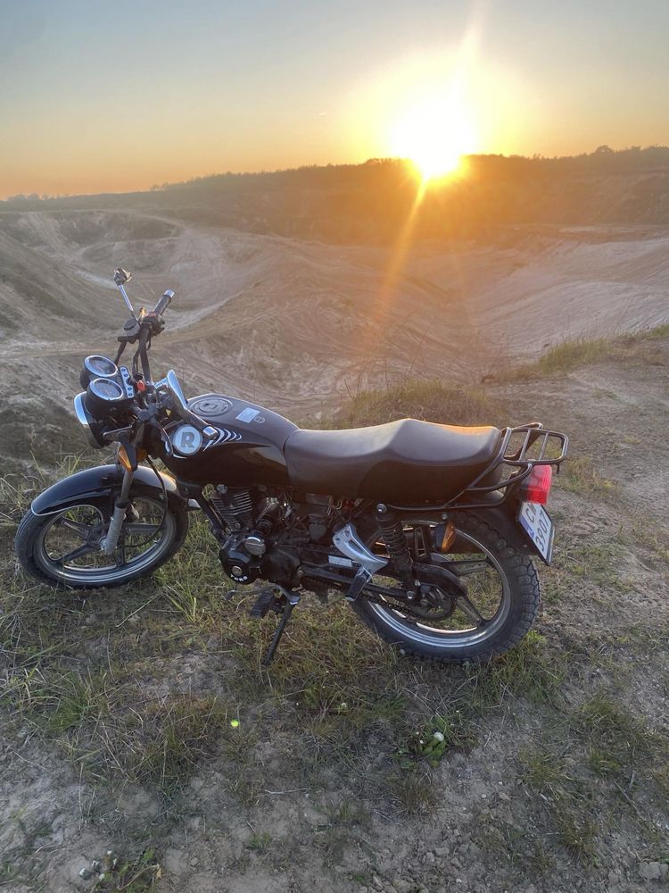Motocykl torq 125