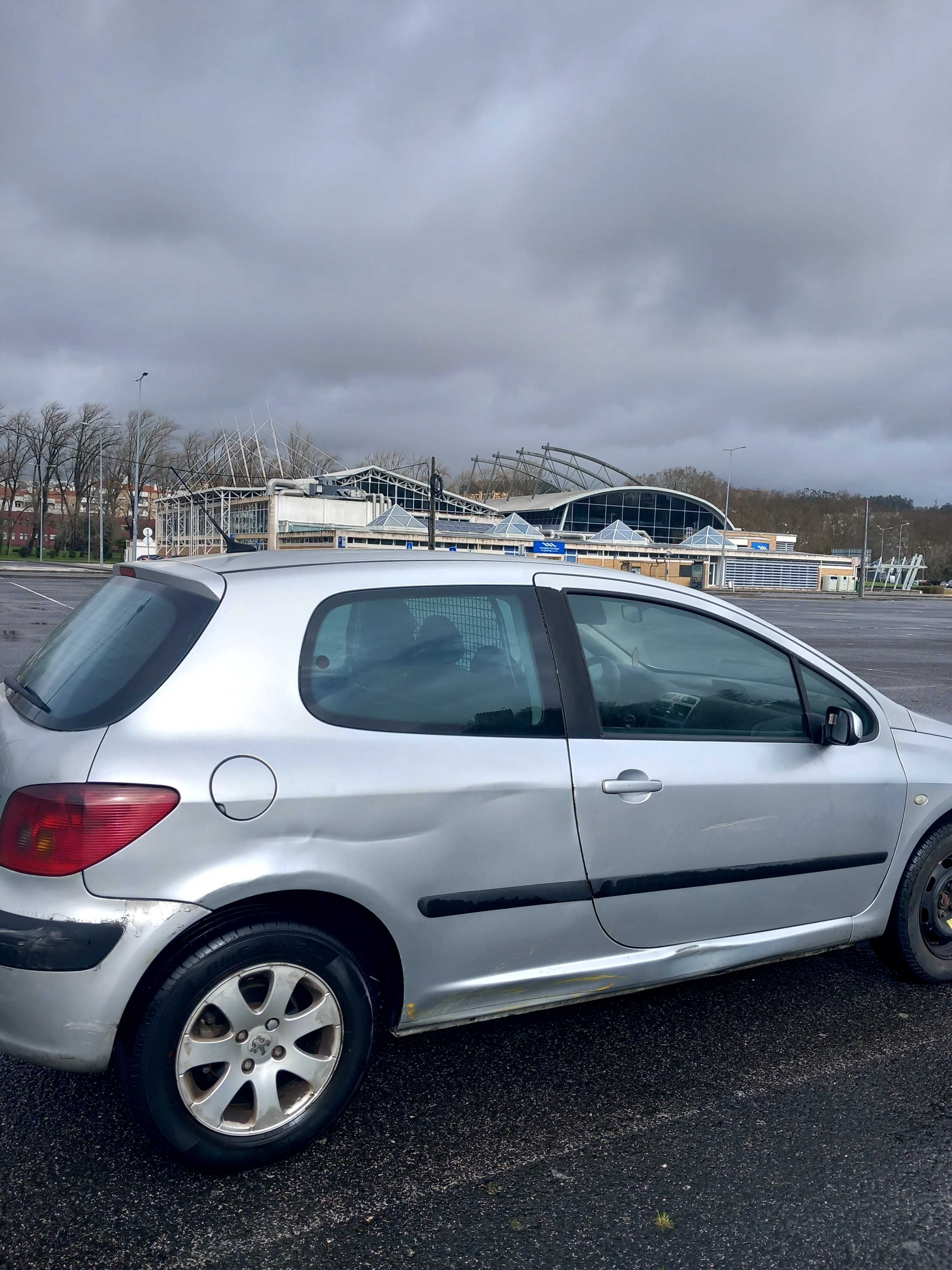 Peugeot 307 1.4  hdi de Abril04  269km comercial